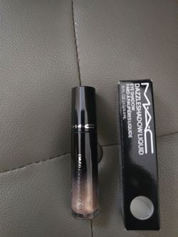 MAC DAZZLE EYESHADOW LIQUID COLOR EVERYTHING IS SUNSHINE