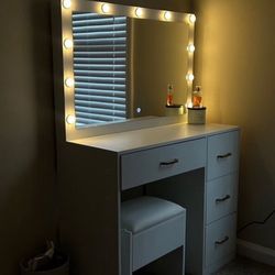 vanity with stool