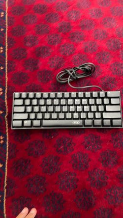 It’s a good gameing keyboard it’s a creamy salad.