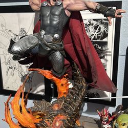 Thor Breaker of Brimstone 1/4 scale Sideshow Premium Format Statue