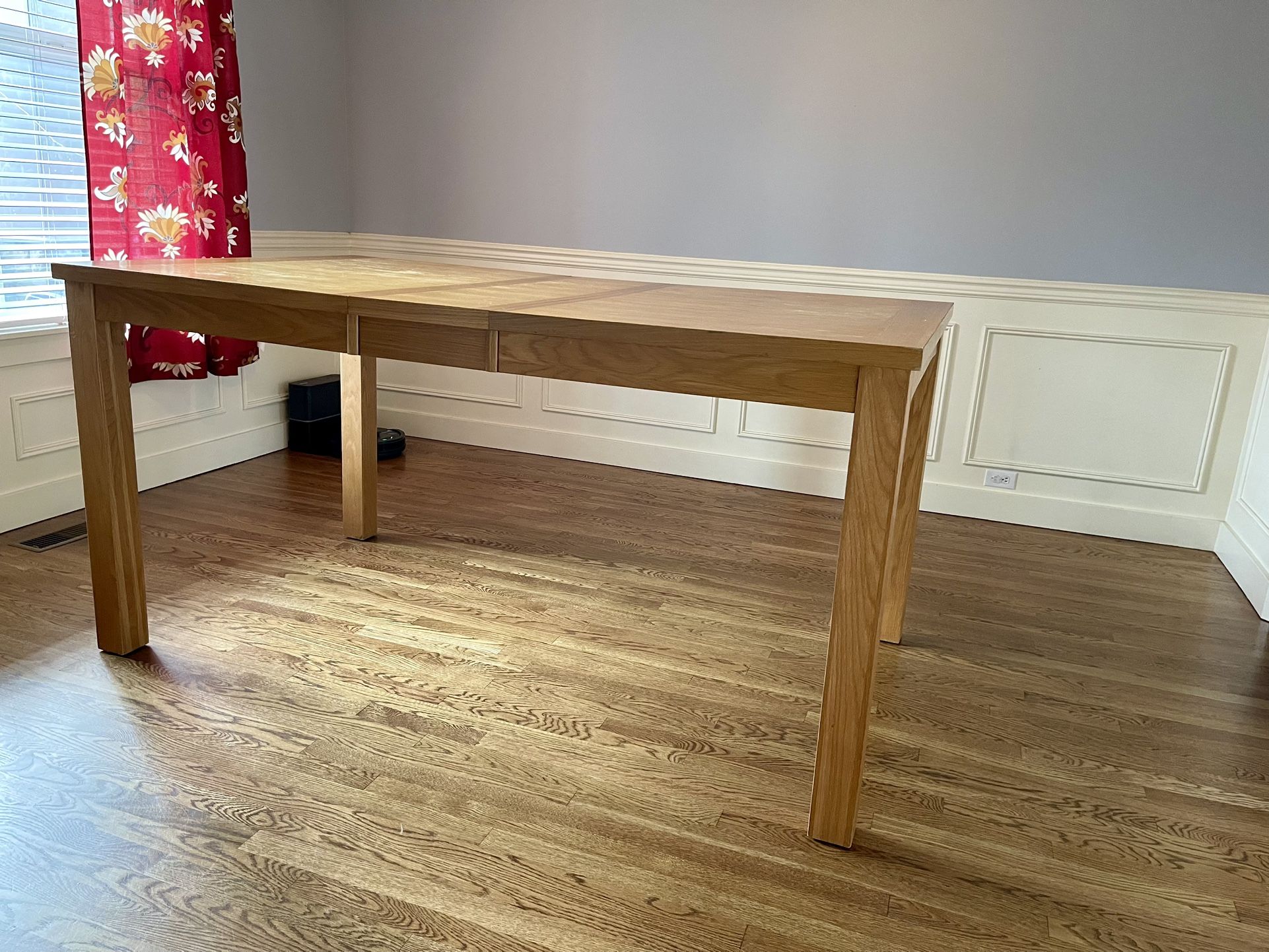 Dinning Table