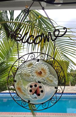 Garden Welcome Ladybug decrotive hanging glass
