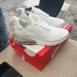 Nike Air Max 270