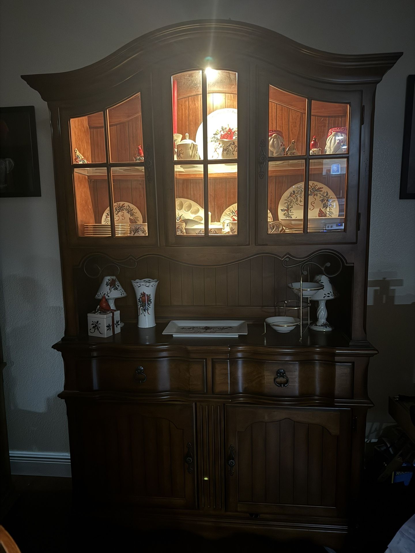 China Hutch Cherry Wood (China Not Included)