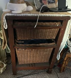 2 bike.    Pink Roxy.   Red old beach cruiser