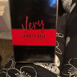 Carolina Herrera - Very Good Girl