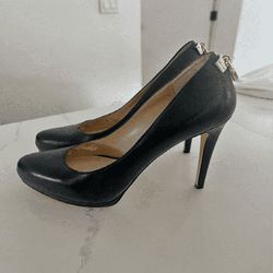 leader who Michael Kors Heels – Simple Style and Grace