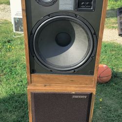 Very Nice 15 " Speakers And Receiver $25 Delivery Milwaukee!!