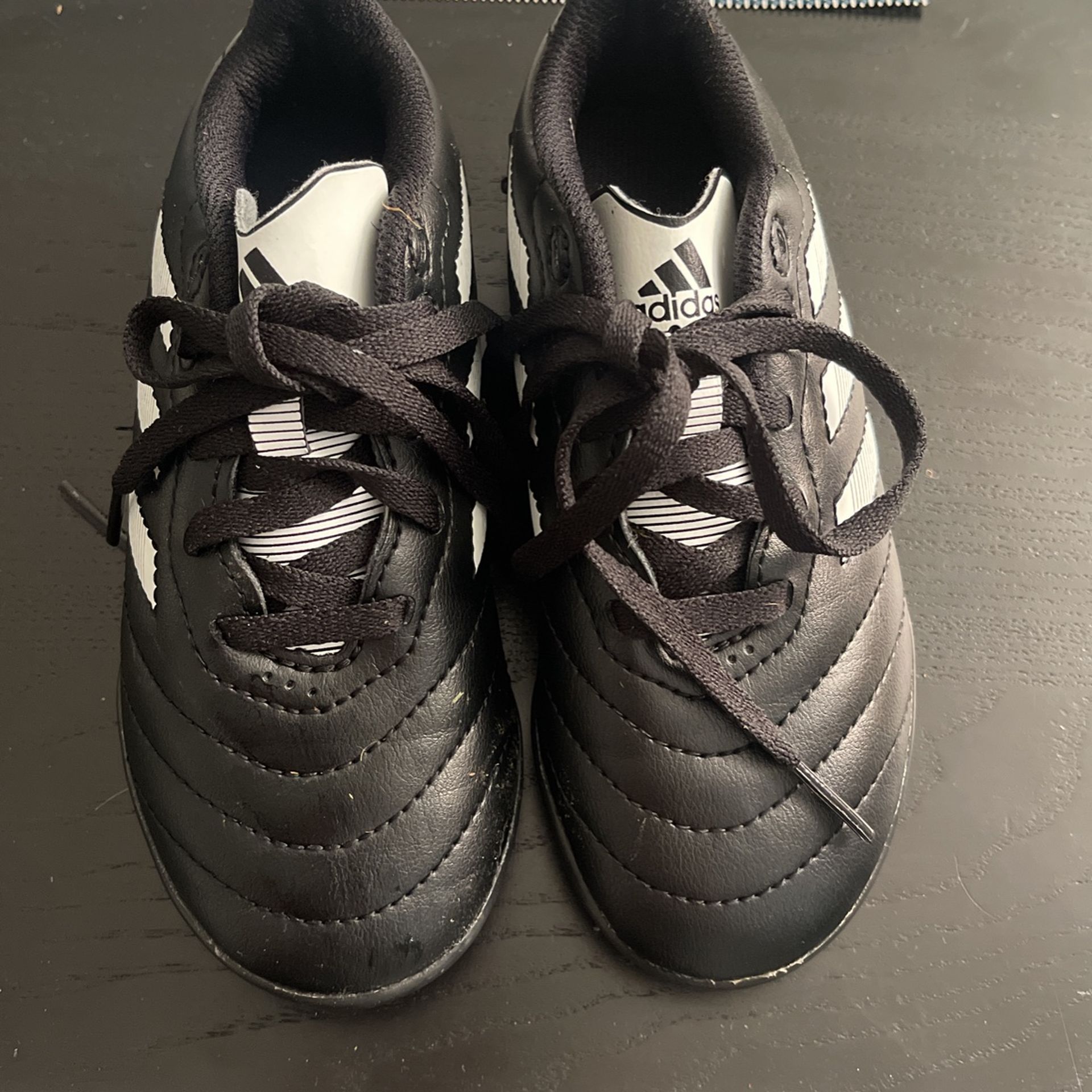 Kids Adidas Soccer Cleats Size 11c