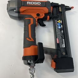 Ridgid Pneumatic 18-Gauge 1-1/2 in. Finish Stapler nailer 