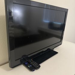 Panasonic tv with Roku and remotes included 