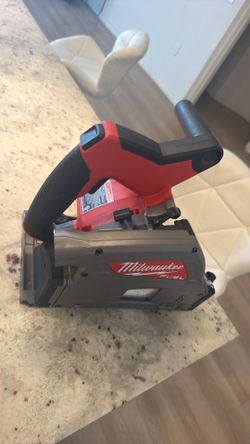 Plunge track saw