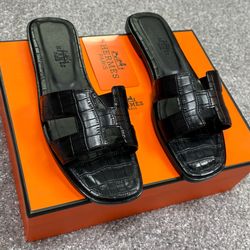 Women’s sandals
