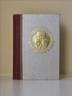 Vintage 1965 The Mother's Encyclopedia