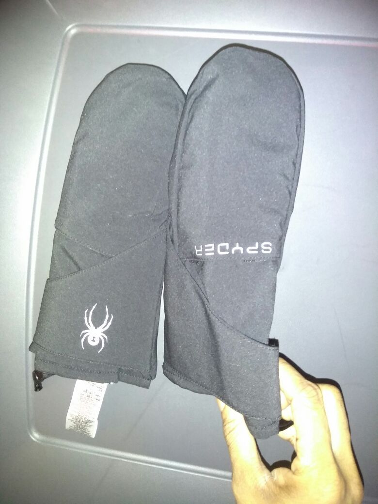 Girls xl Spyder mittens (never worn no tag)