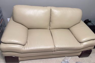 Love seat