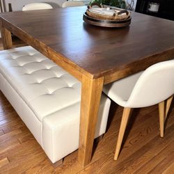 Table 7 Set: $2500.  “Design Fashion”