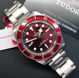Tudor Black Bay 58 Burgundy Oyster 39mm 3-Link Red M7939A1A0RU-0002