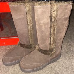 Brown Cold-Weather Boots