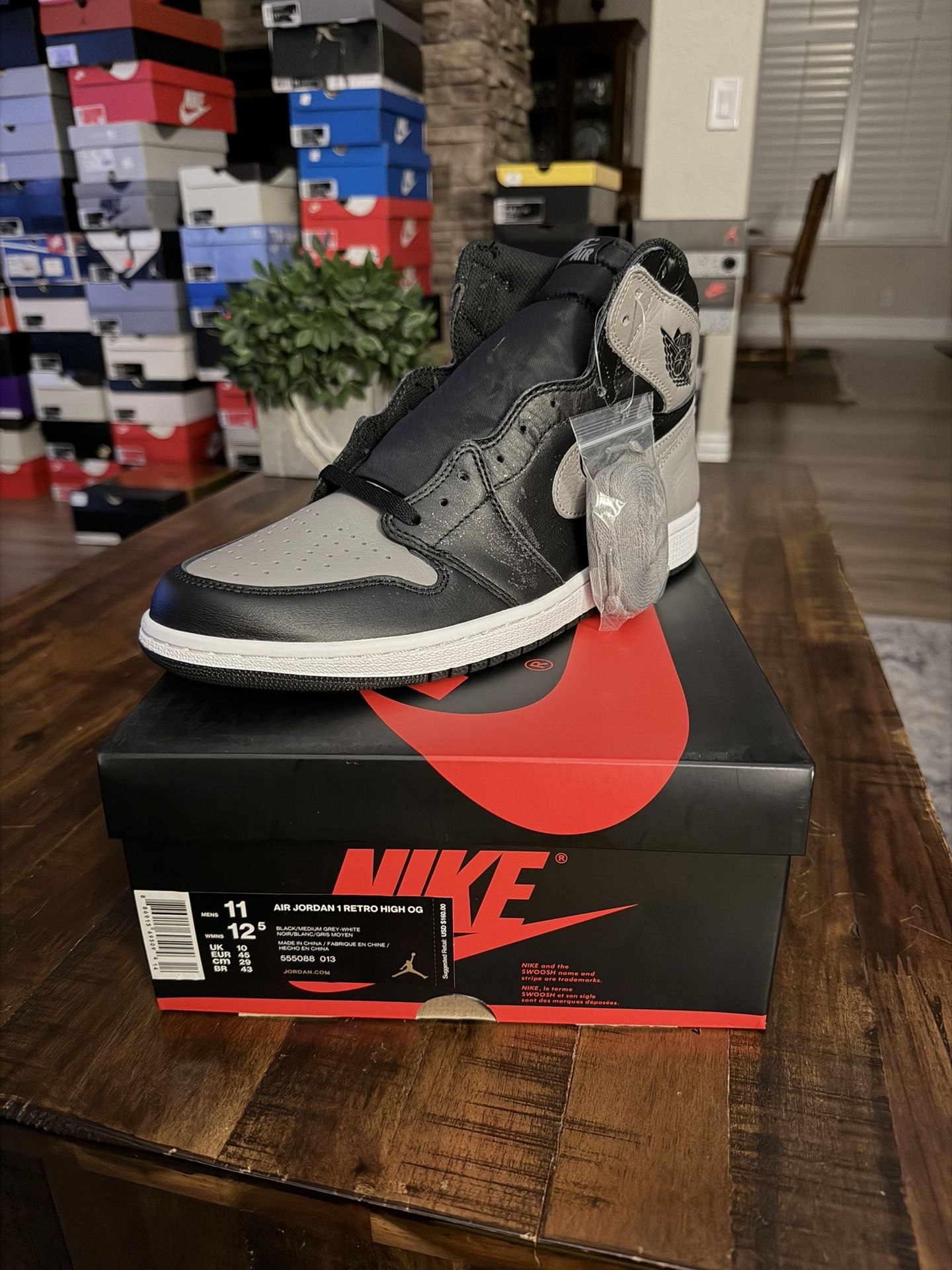 Air Jordan 1 Retro Shadow Size 11