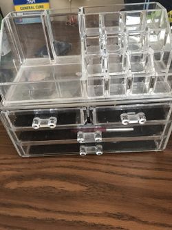 Makeup box