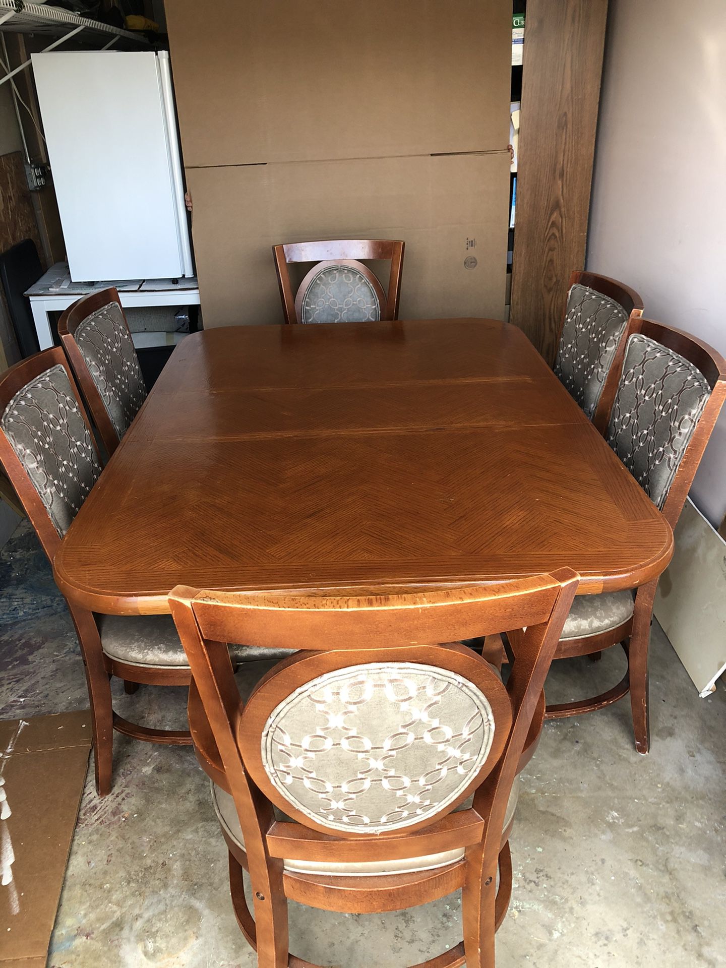 Dining table with 6 chairs, price or OBO 200