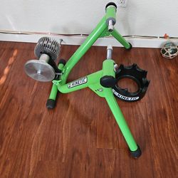 Kinetic Indoor Cycling Trainer w/ Front Wheel Stand