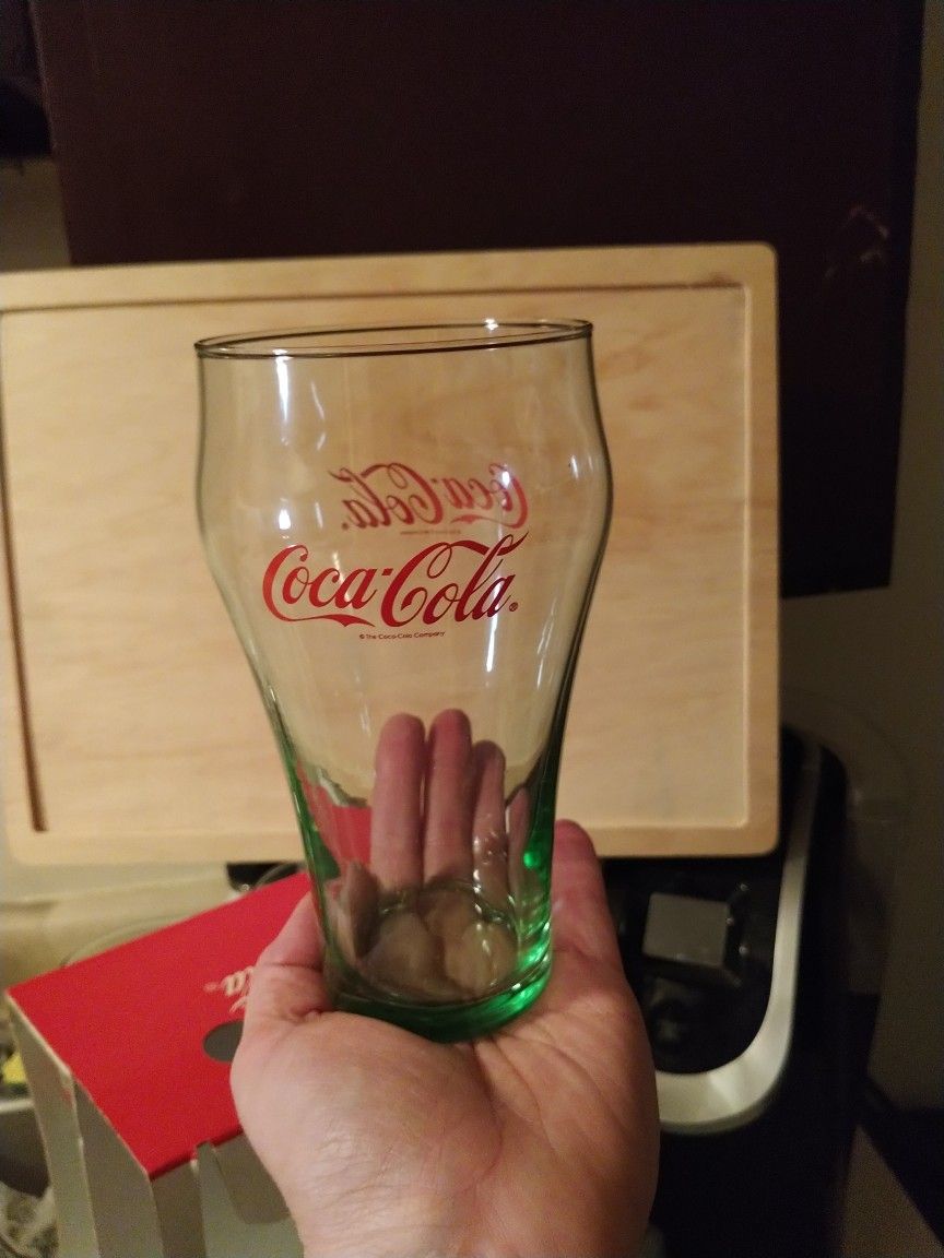 Collectable Coca Cola Glass (2) 4 Pack Cases (8 Total)