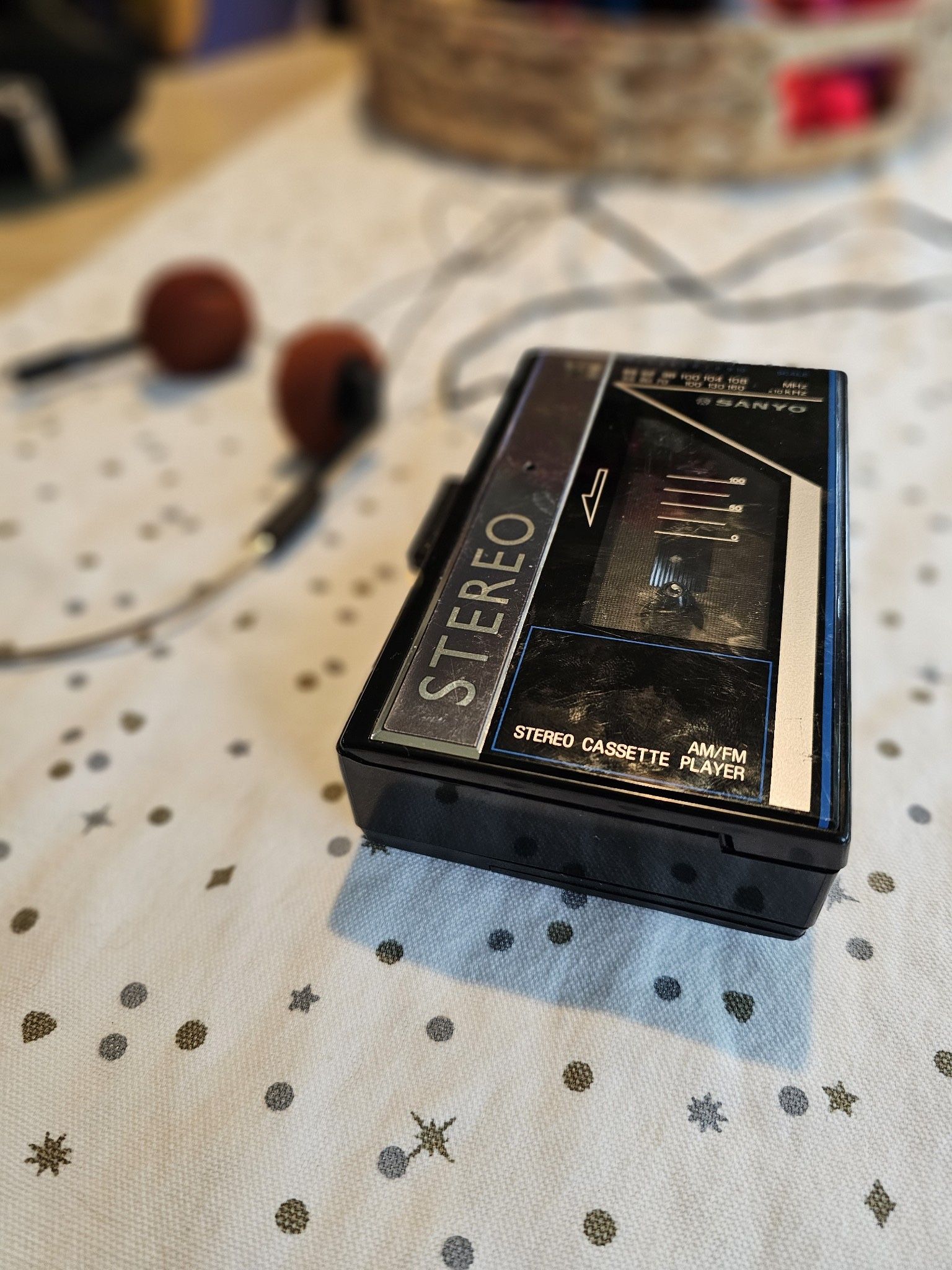 Vintage Sanyo Walkman - Works
