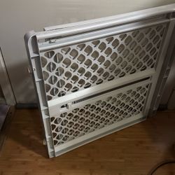 Dog Adjustable Short Fence 