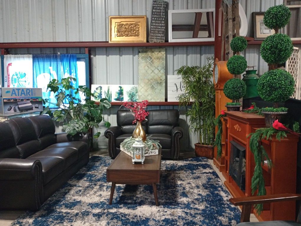 100% Genuine Leather Sofa Set ,/ Living Room Sets / Sofas And Recliners