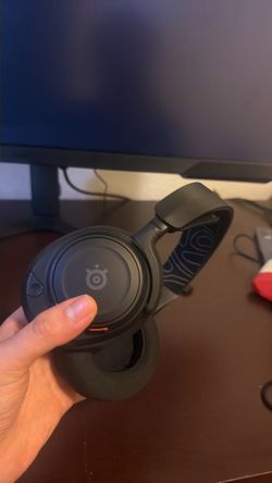Steel series arctis nova 7p