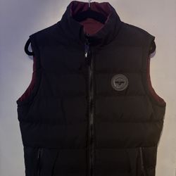 Black And Red Puffer Style Vest Medium 