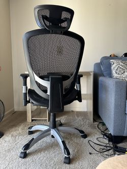 Staples hyken sale technical task chair