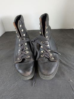 Ann Taylor Boots