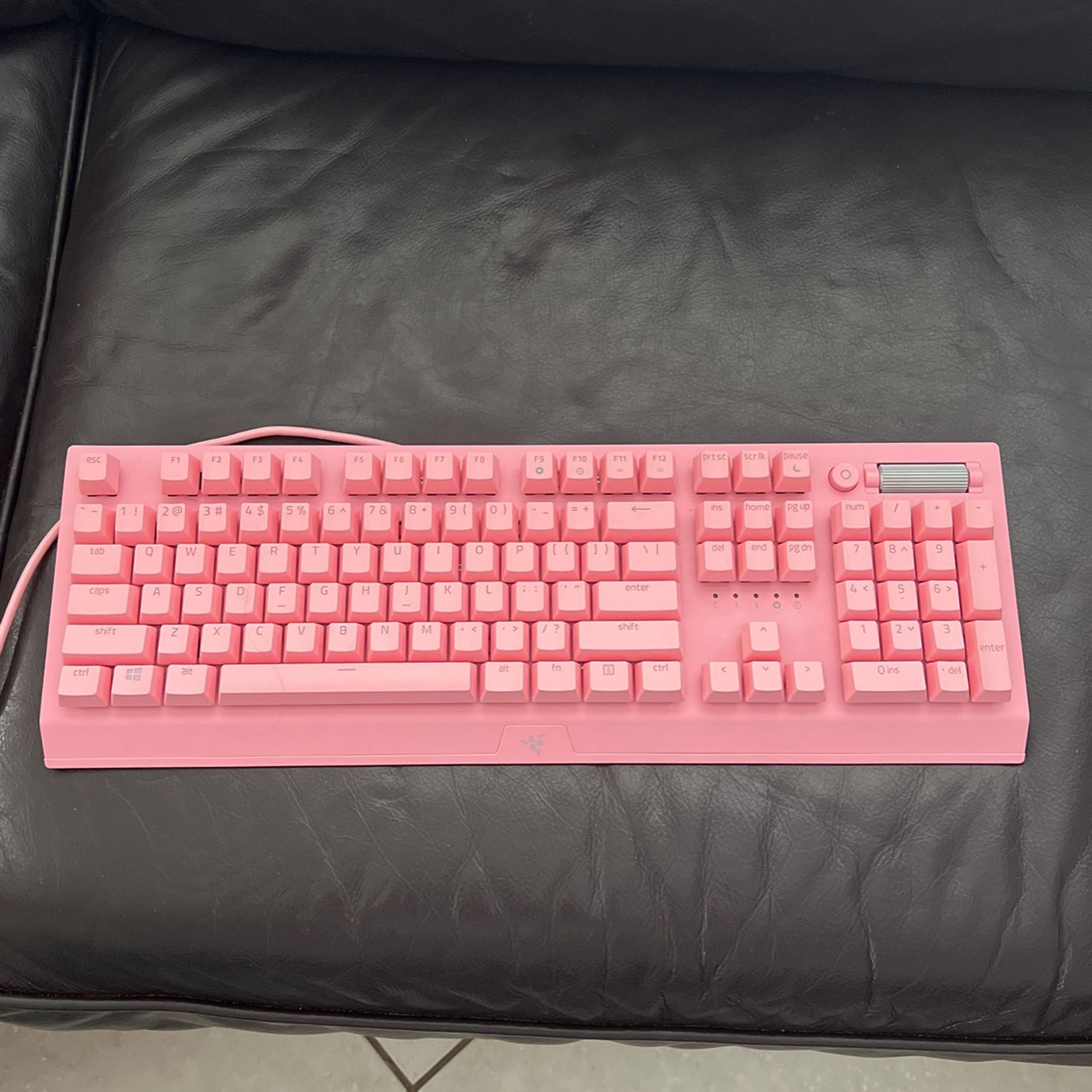 Razer Blackwidow V3 Quartz PINK Gaming Keyboard