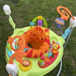Baby Jumper Bouncer// Activity Center