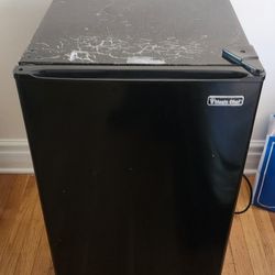 Magic Chef Fridge 