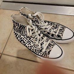 2 Pair Of  Converse Shoes   All For $40