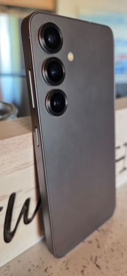 Samsung S25