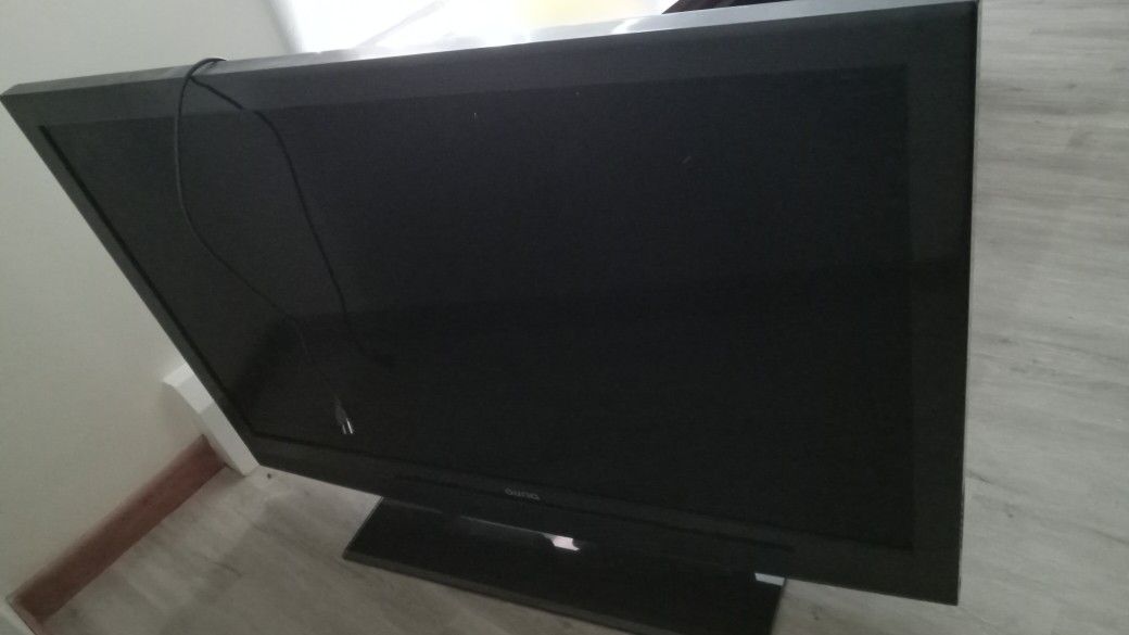 Nice Black 55" Auria Tv With Wood TV Stand 