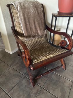 Beautiful British Colonial Style Plantation Lounge Chair