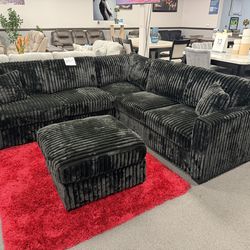 Black Sofa Sectional w/ FREE Ottoman