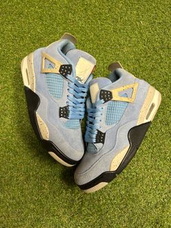 Jordan 4 UNC
