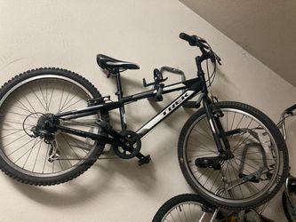 24” trek mt 200