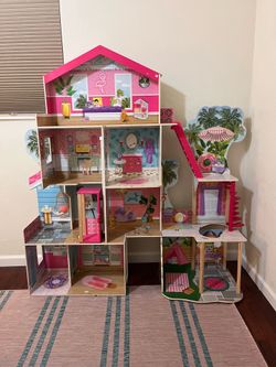 Doll house