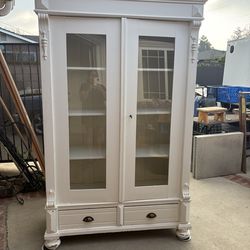 Beautiful wooden Cabinet