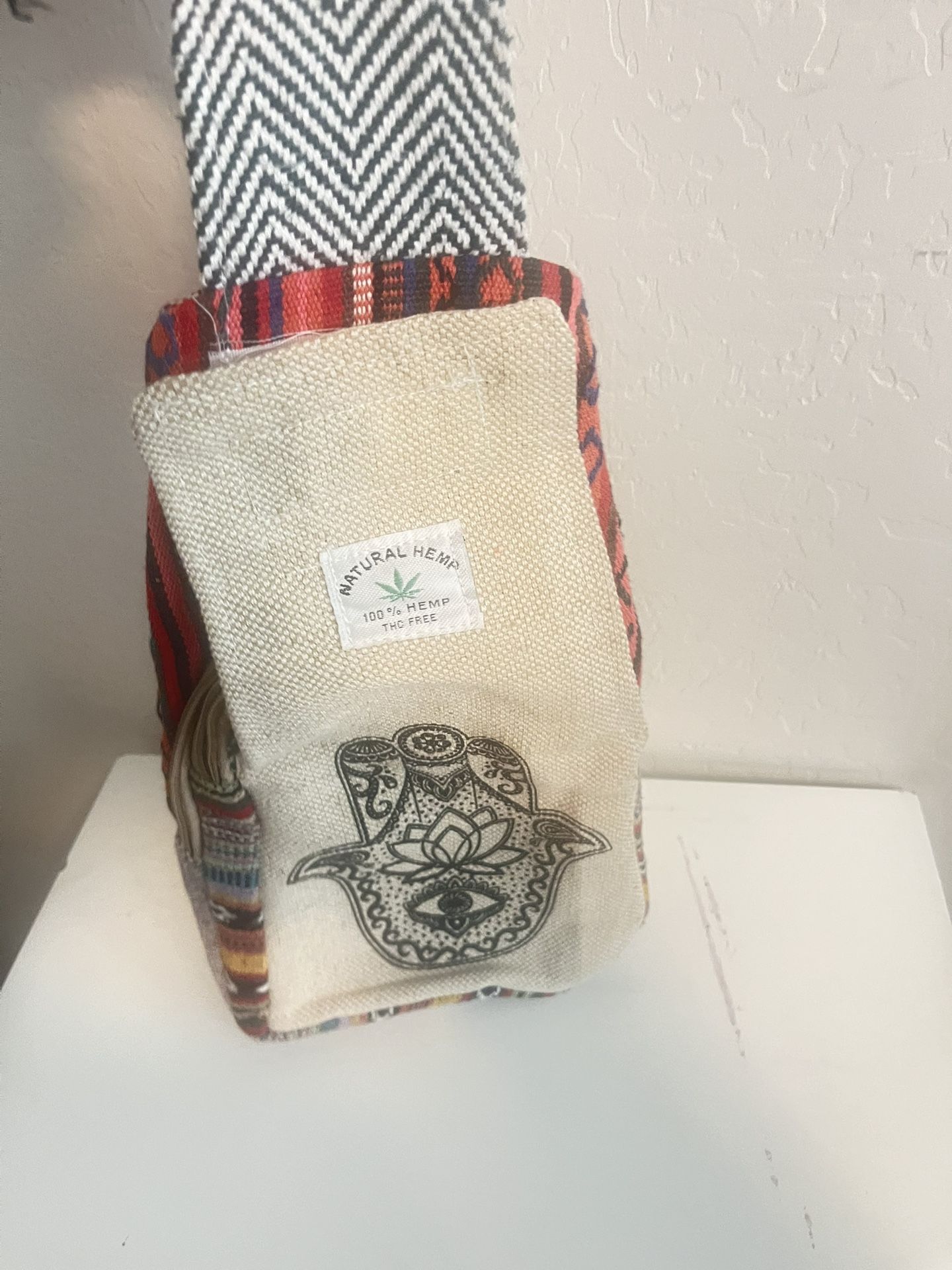 Natural hemp crossover bag