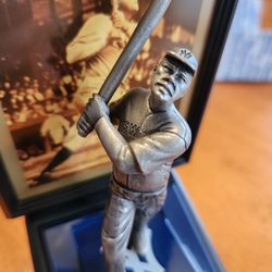 Babe Ruth pewter figurine 