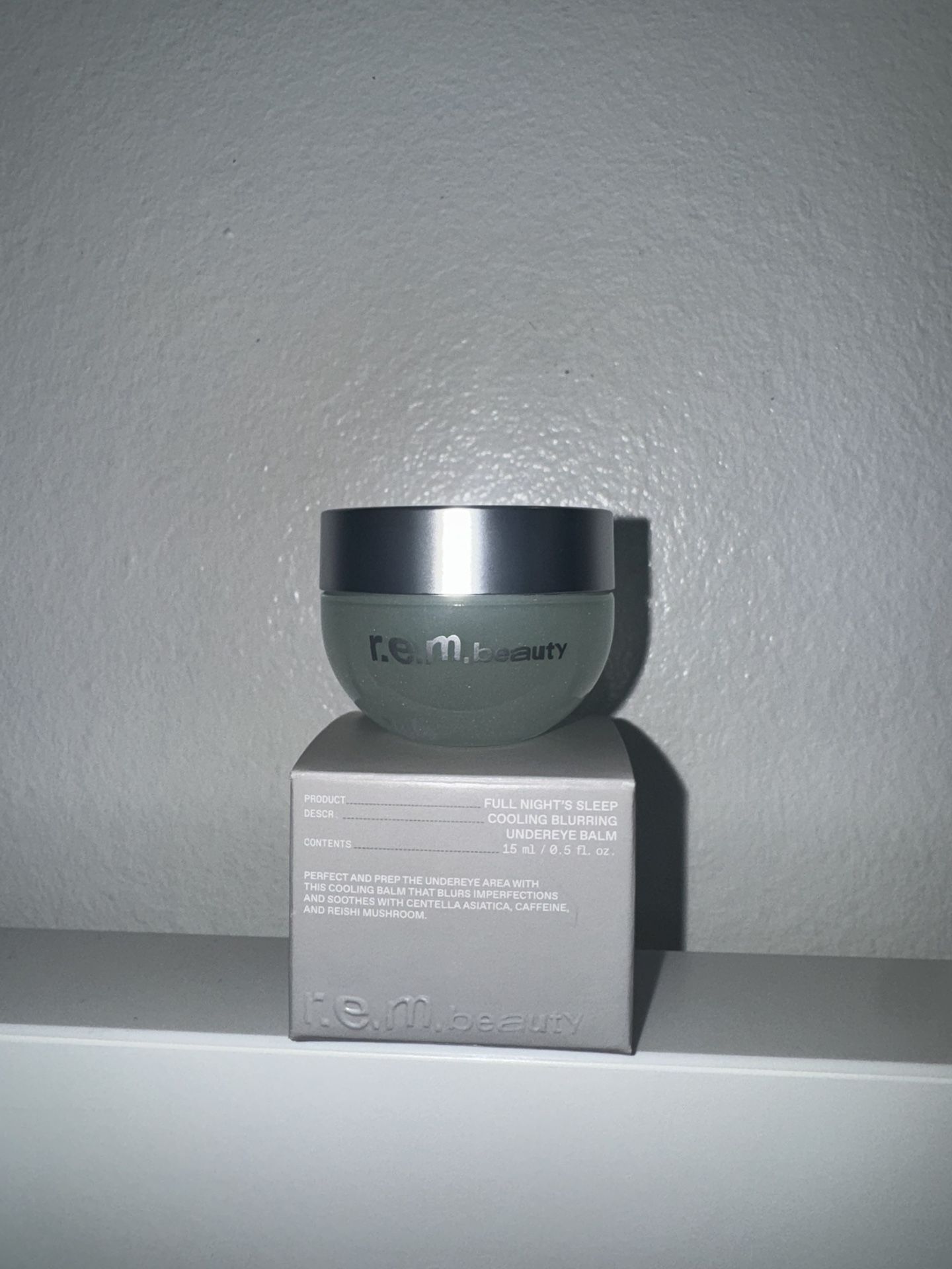 R.E.M Beauty Cooling Bluring Under eye Balm